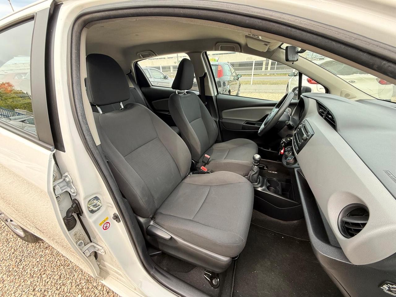 Toyota Yaris 1.4 D-4D 5 porte Lounge