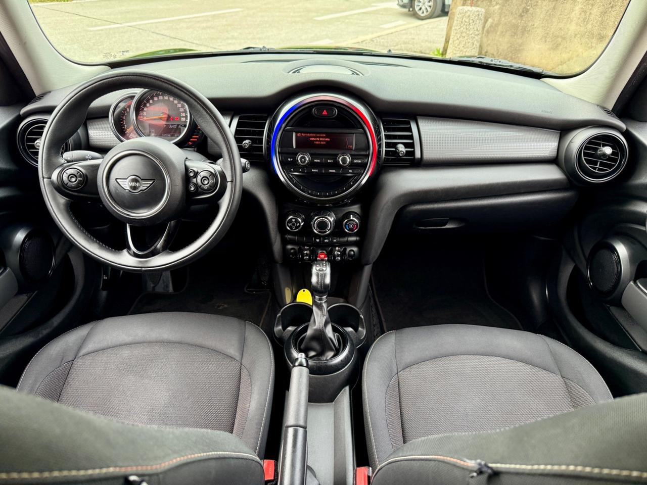 MINI COOPER 1.5BENZINA 136CV 5 porte 2015