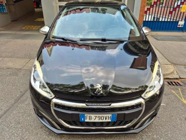 Peugeot 208 PureTech 82 3 porte Allure