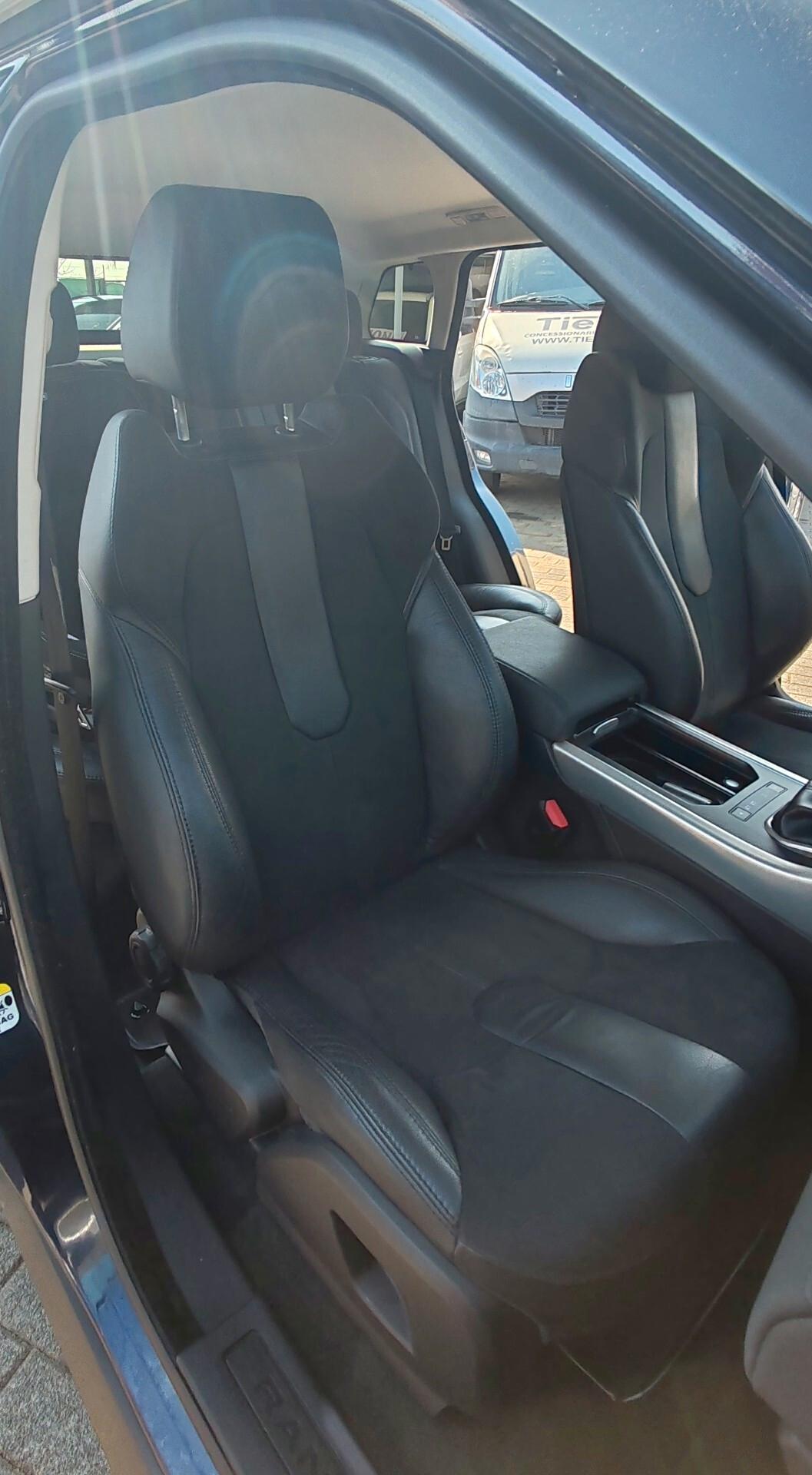 Land Rover Range Evoque 2.2 TD4 5p. Pure