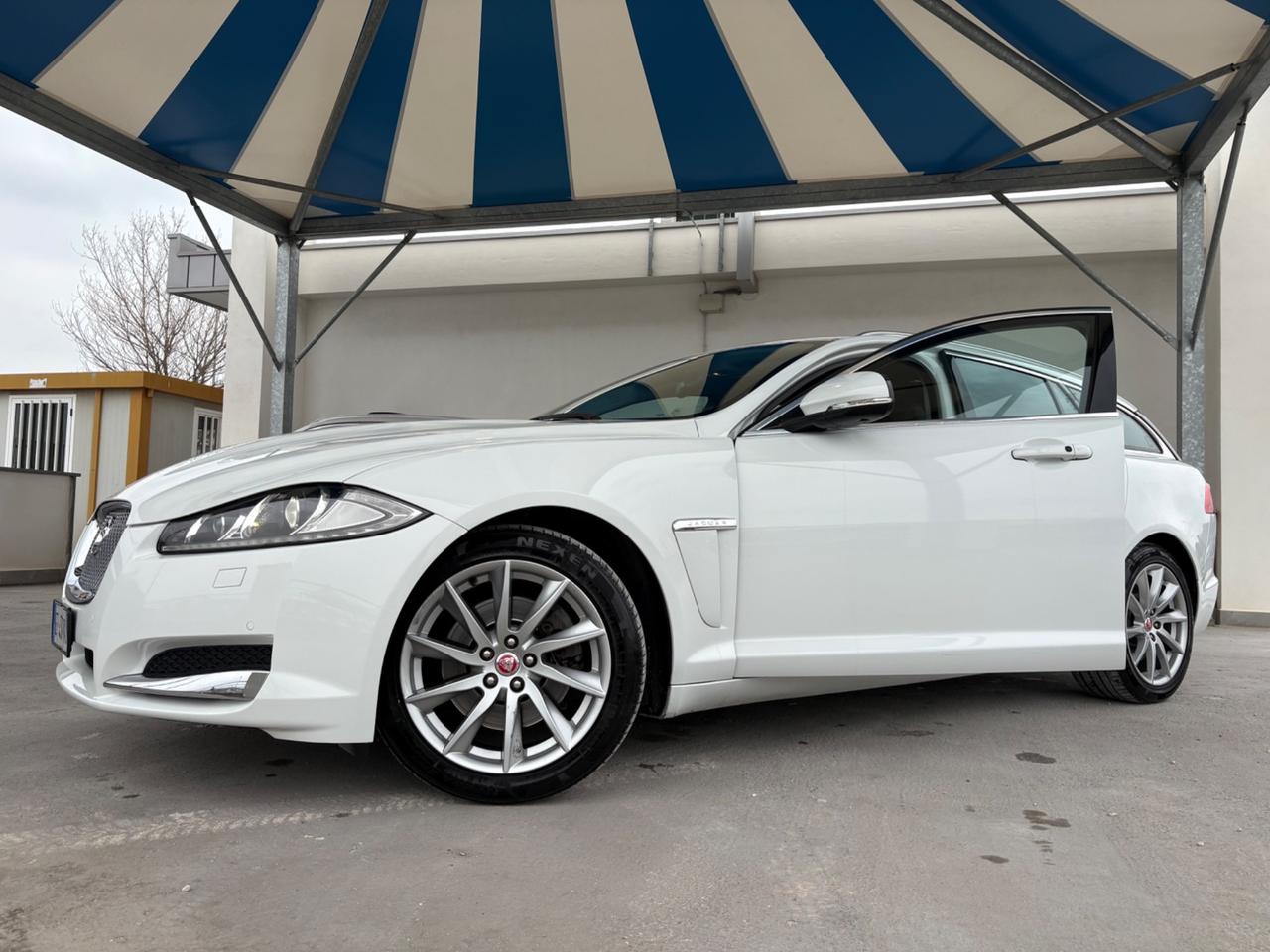Jaguar XF Sportbrake 2.2 D Limited Edition