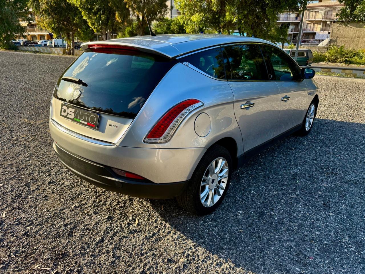 Lancia Delta 1.6 MJT Platino