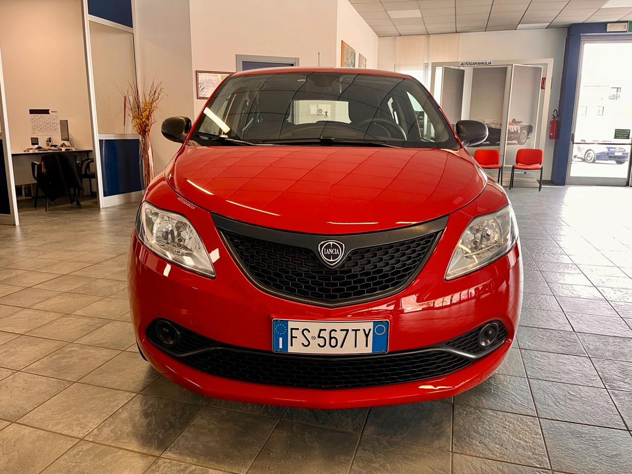Lancia Ypsilon 1.2 69 CV 5 porte S&S Gold