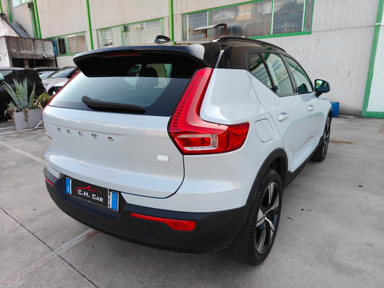 Volvo XC40 T5 Recharge Plug-in Hybrid automatico Plus Dark