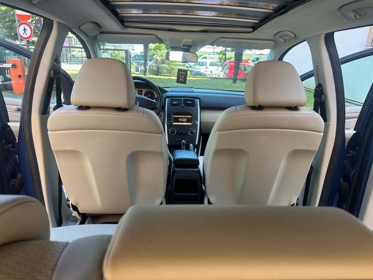 Mercedes-benz B 180 NGT BlueEFFICIENCY Premium