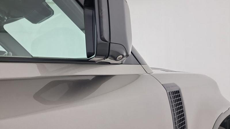 Land Rover Defender 110 3.0D I6 200 CV AWD Auto SE N1 Autocarro