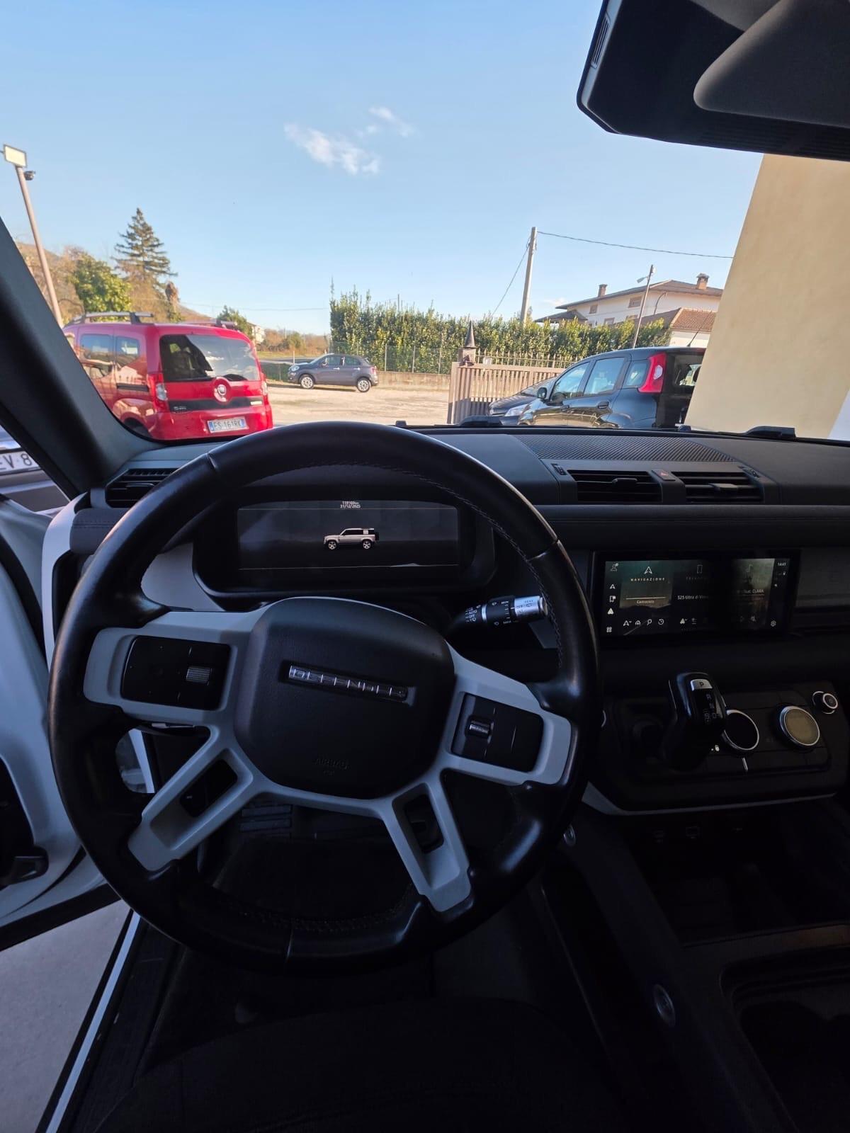 Land Rover Defender 110 2.0 SD4 240CV AWD Auto 72 Yrs. WEB Edition