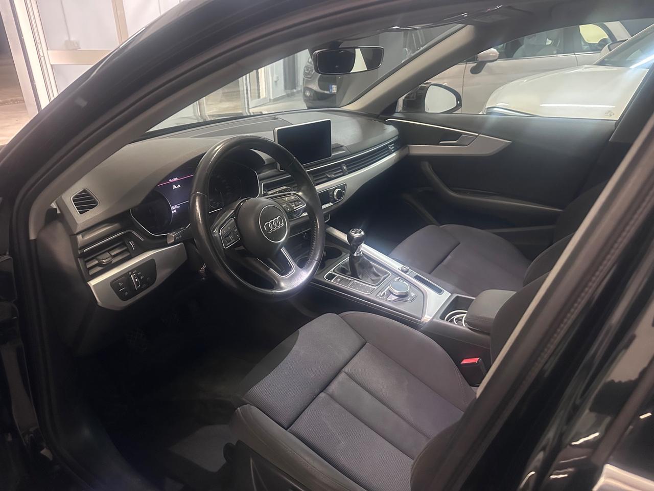 Audi A4 2.0 TDI 190 CV S Line