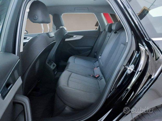 Audi A4 Avant 35 2.0 tdi mhev Business Advanced 16