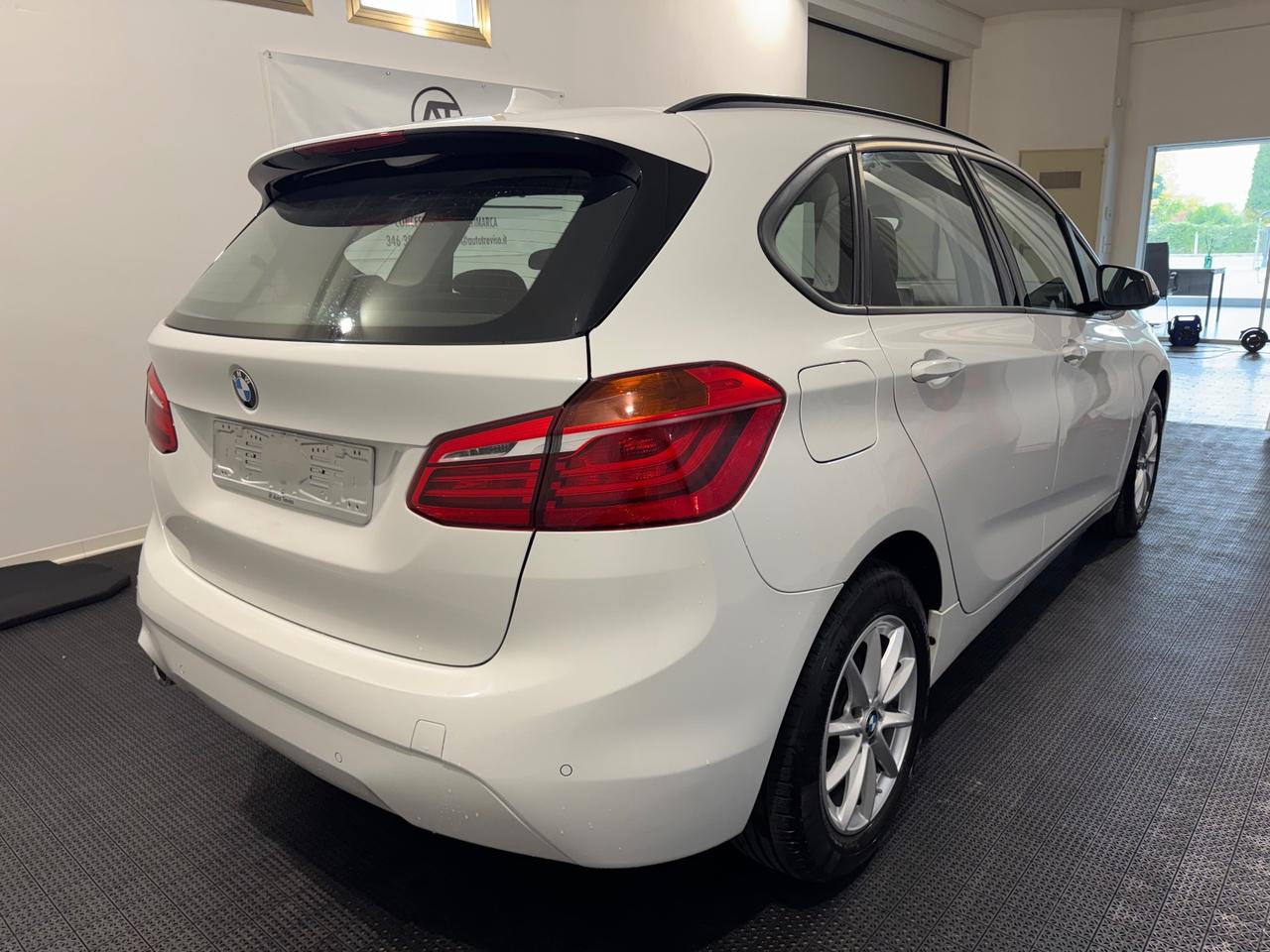Bmw 2er Active Tourer 216d Advantage