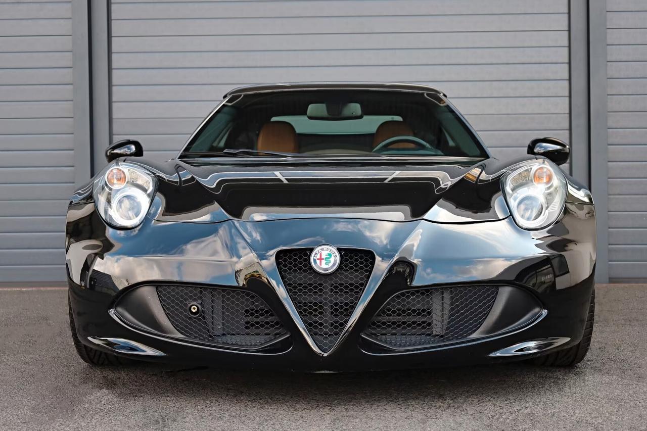 Alfa Romeo 4C 1750 TBi Spider FULL CARBON/ALPINE/RETROCAMERA