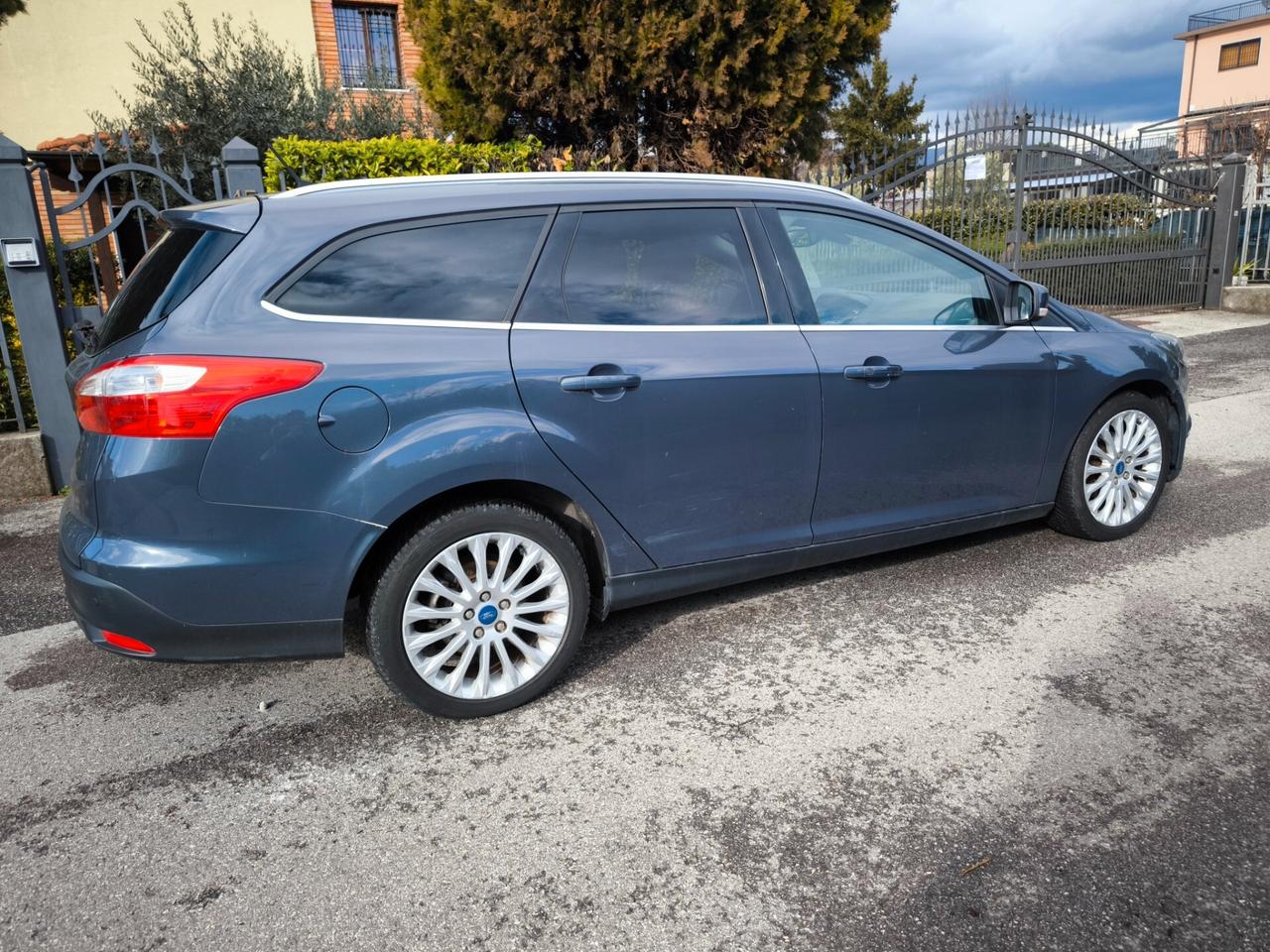 FORD FOCUS 1,6 TDCI SW – TITANIUM – OK NEOPATENTATI-