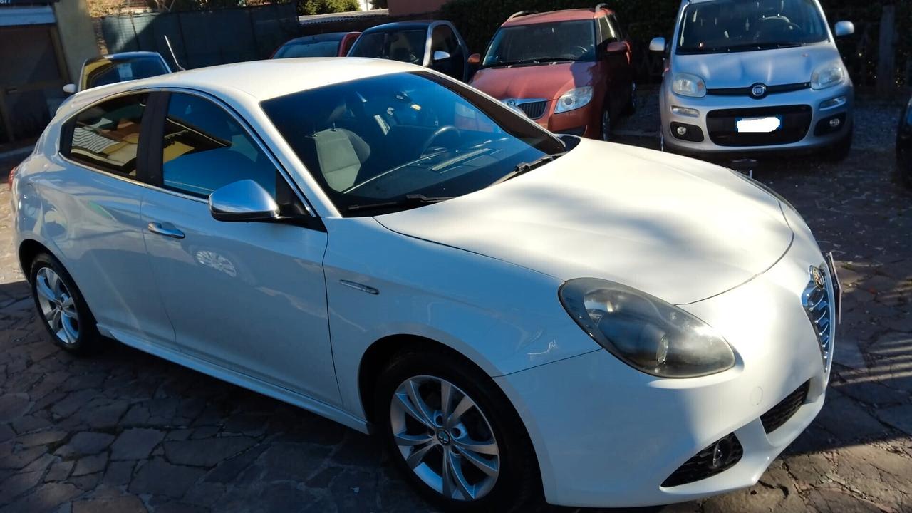 Alfa Romeo Giulietta 1.6 JTDm-2 105 CV Exclusive