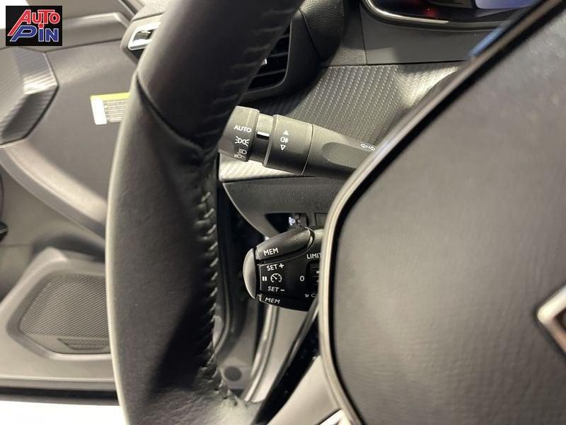 Peugeot 2008 2008 PureTech 100 S&S Allure