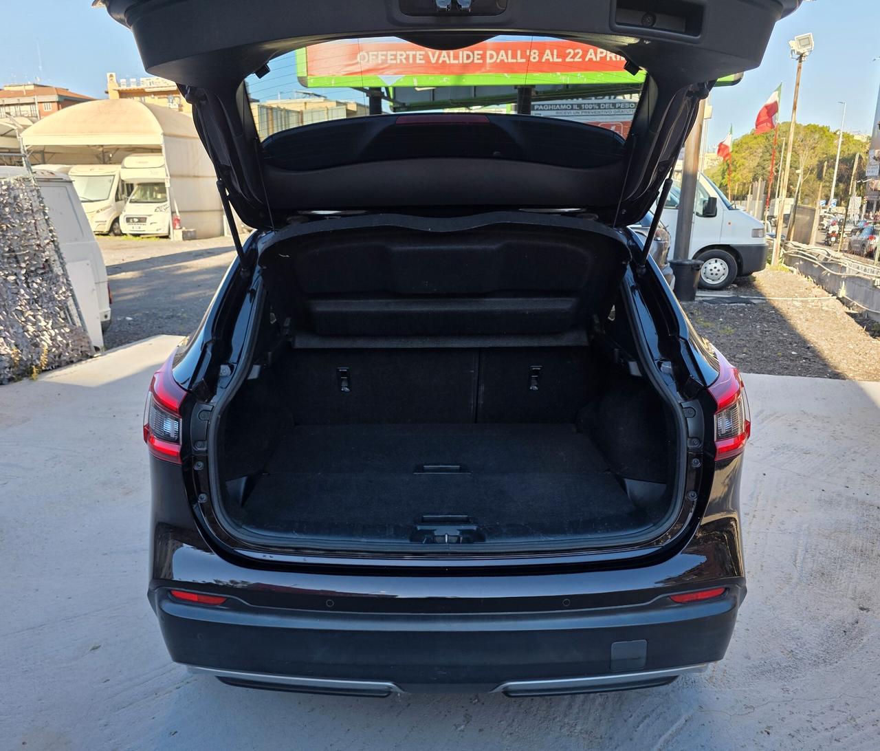 Nissan Qashqai 1.5 dCi N-Connecta PER NEOPATENTATO ZAMPOGNAUTO CT