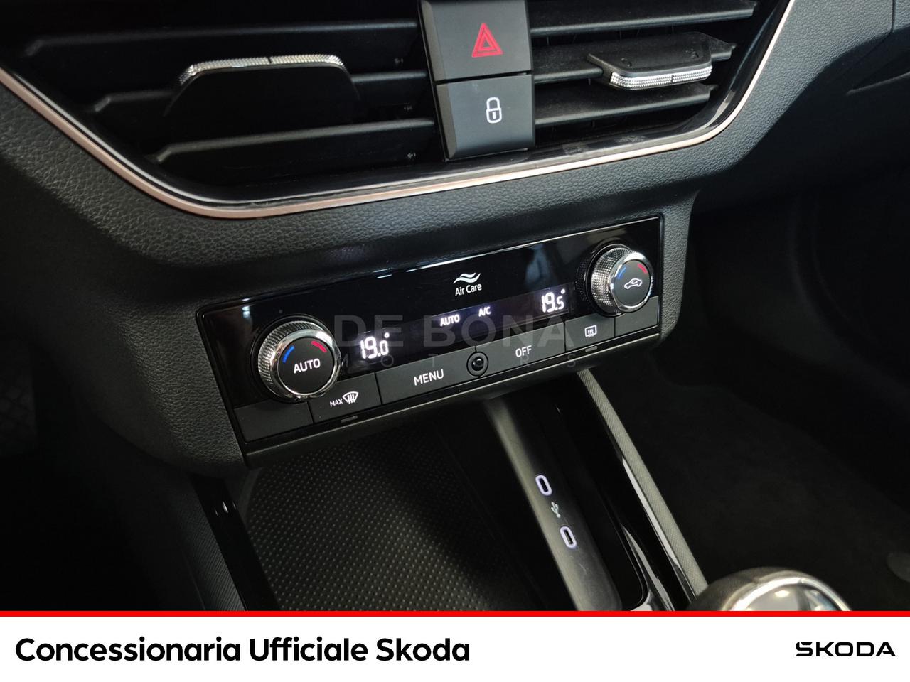 Skoda Kamiq 1.0 tsi black dots 110cv