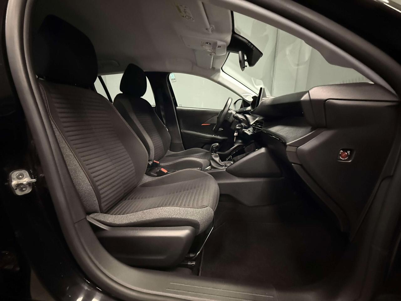 Peugeot 208 Active PureTech 75 S/S Hatchback 5-door