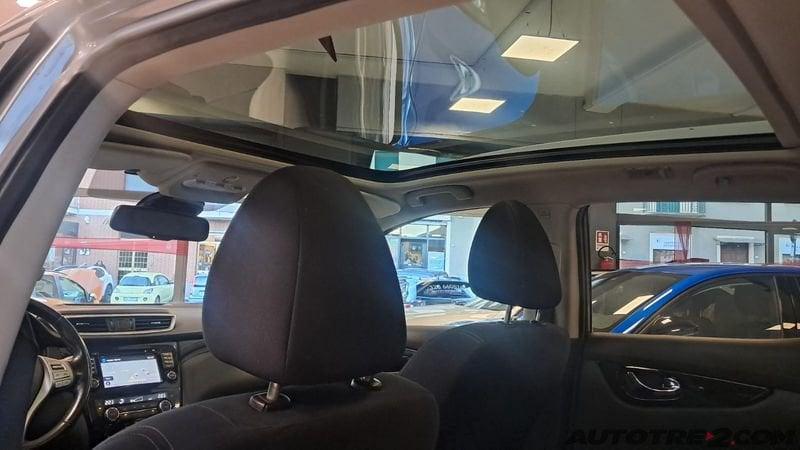 Nissan Qashqai Qashqai 1.5 dCi N-Connecta