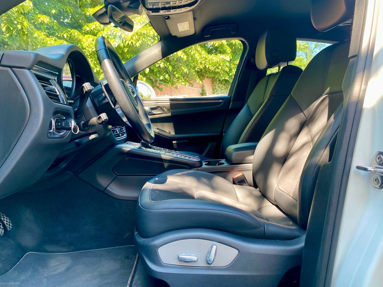 Porsche Macan 2.0 CERCHI DA 21"- PREZZO REALE -P CONSEGNA
