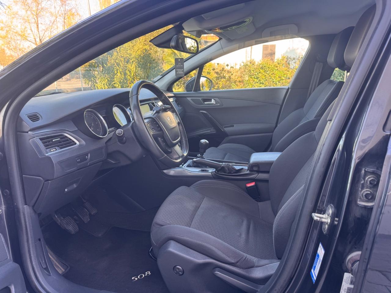 Peugeot 508 2.0 HDi 140 CV SW Allure OK NEOPATENTATI