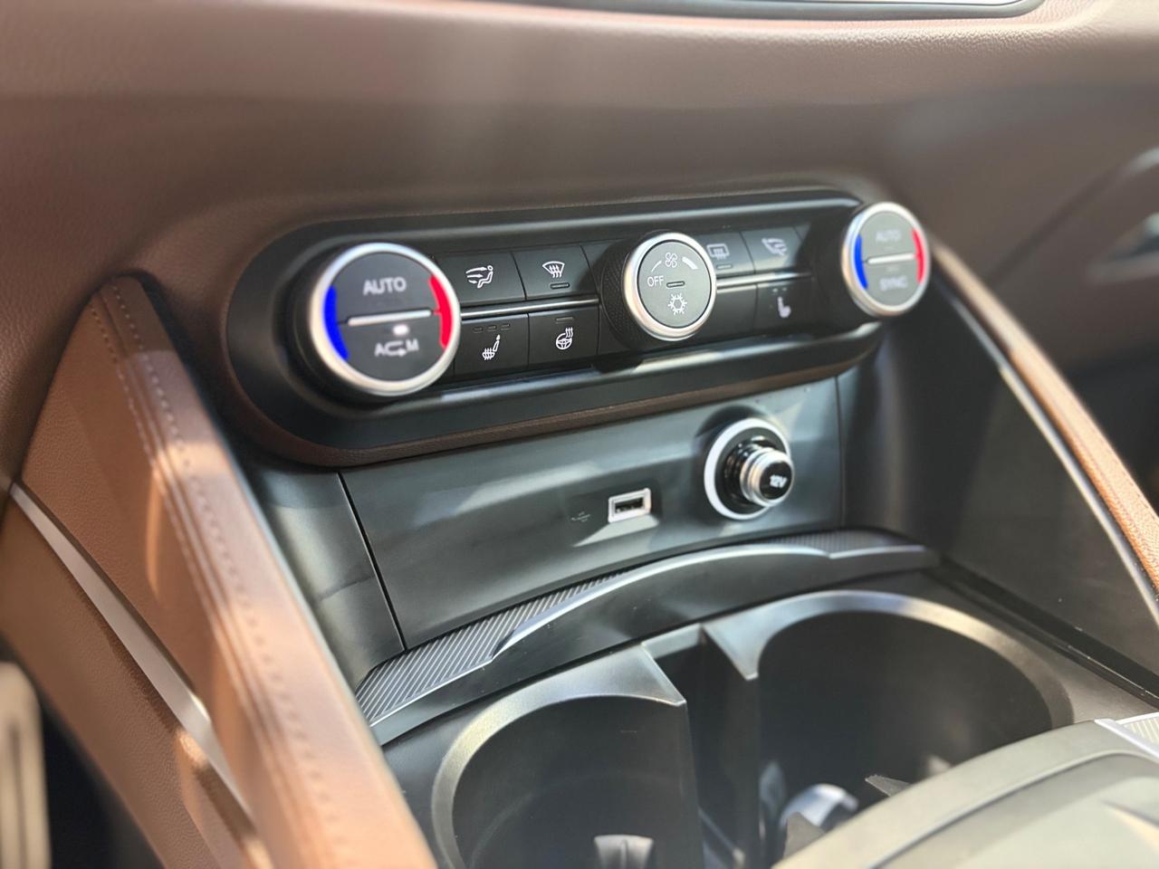 Alfa Romeo Stelvio 2.2 Turbodiesel 210 CV AT8 Q4 Super