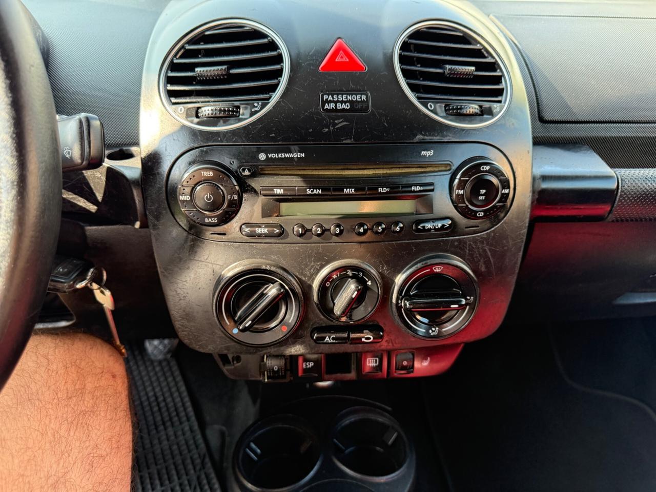 Volkswagen New Beetle 1.9 TDI 105CV Cabrio Lim. Red Edt.