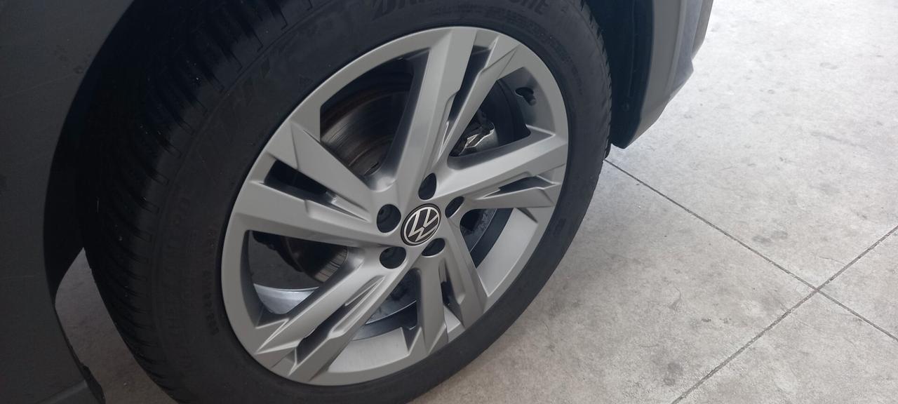 Volkswagen Taigo 1.0 TSI 110 CV R-Line