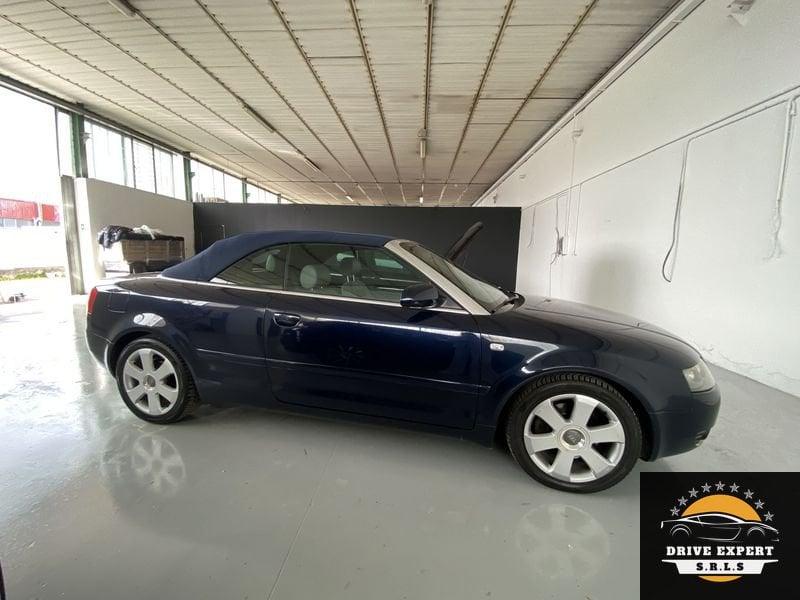 Audi A4 A4 3.0 Cabrio 3.0 V6 30V CAT