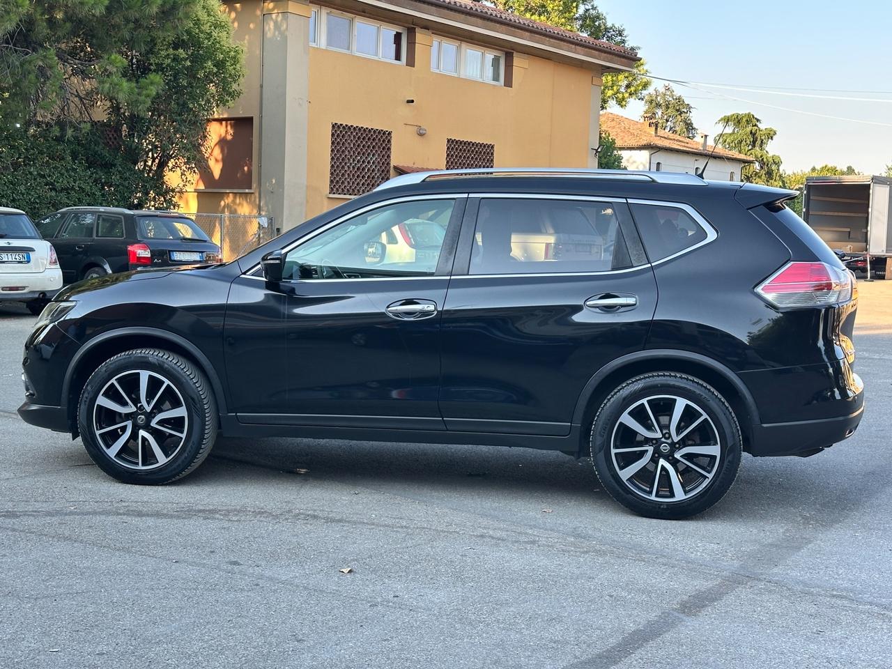 Nissan X-Trail 1.6 dCi Tekna solo 140mila km + gancio