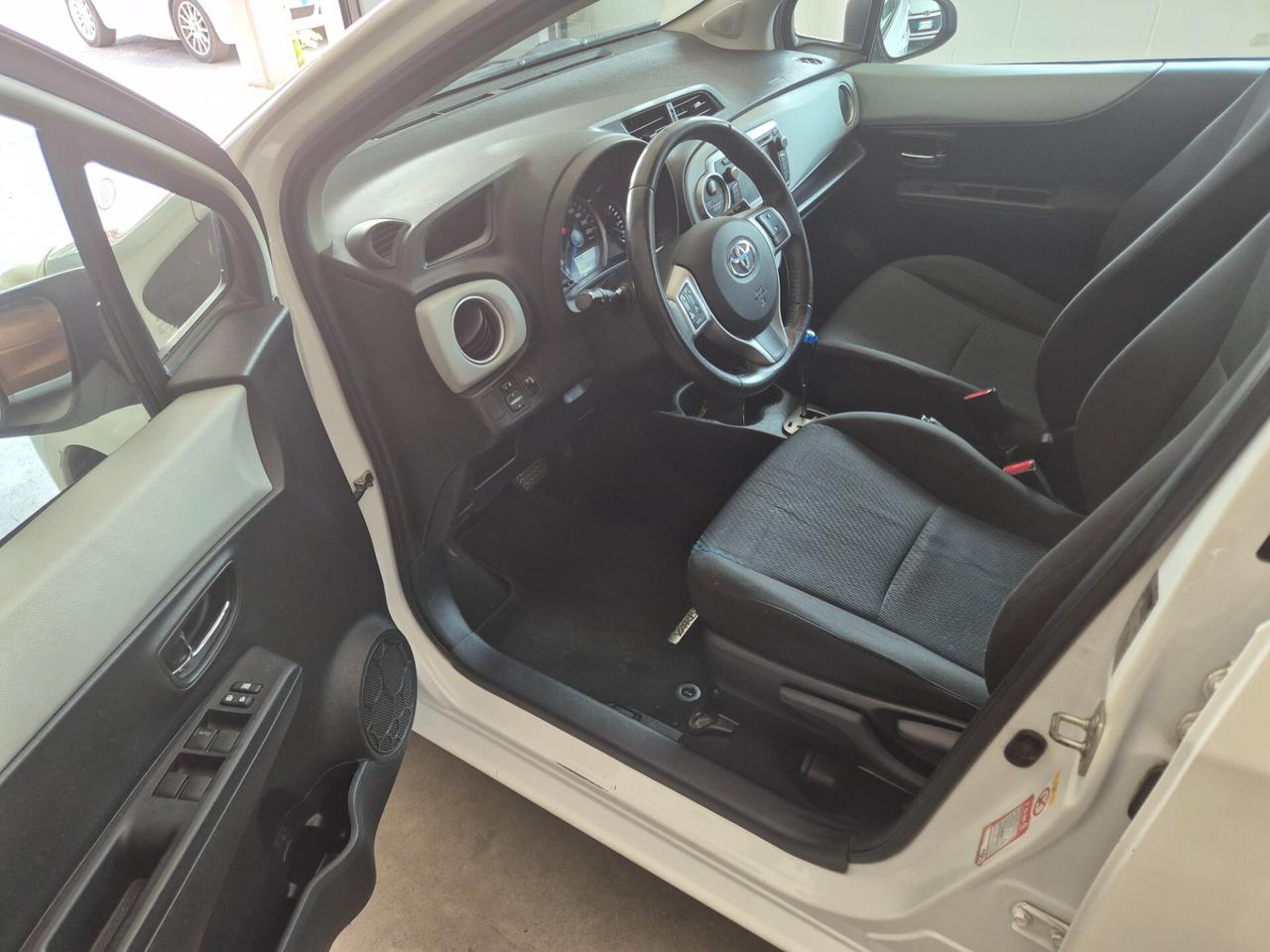 Toyota Yaris 1.5 Hybrid 5 porte Lounge Più