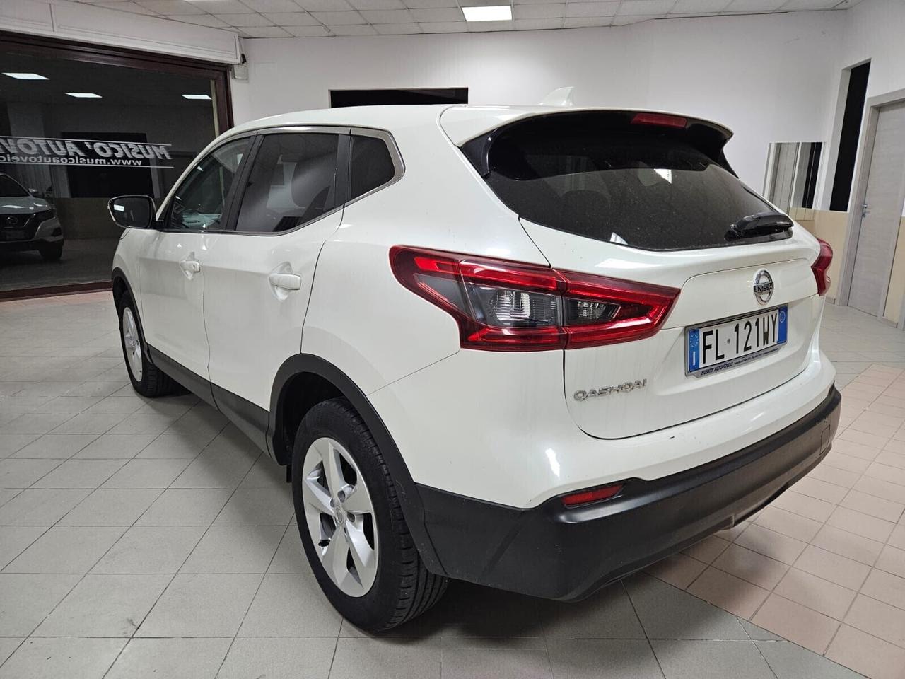 Nissan Qashqai 1.5 dCi Visia