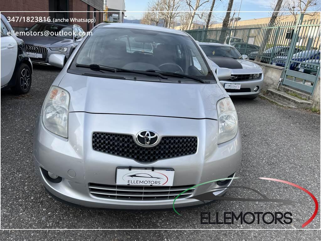 Toyota Yaris 5 Porte 1.0 Navi