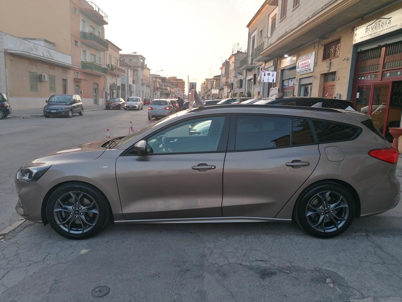 Ford Focus 1.5 EcoBlue 120 CV SW ST-Line