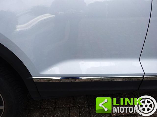 VOLKSWAGEN T-Roc 1.0 TSI 115 CV Style - 49 MILA KM neopatentati