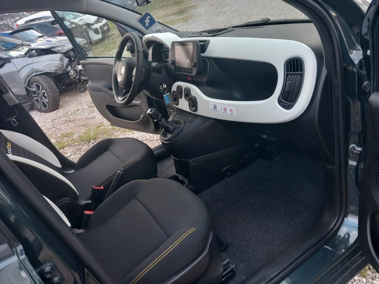 Fiat Panda 1.0 BENZINA IBRIDA ANNO 2025 PANDINA