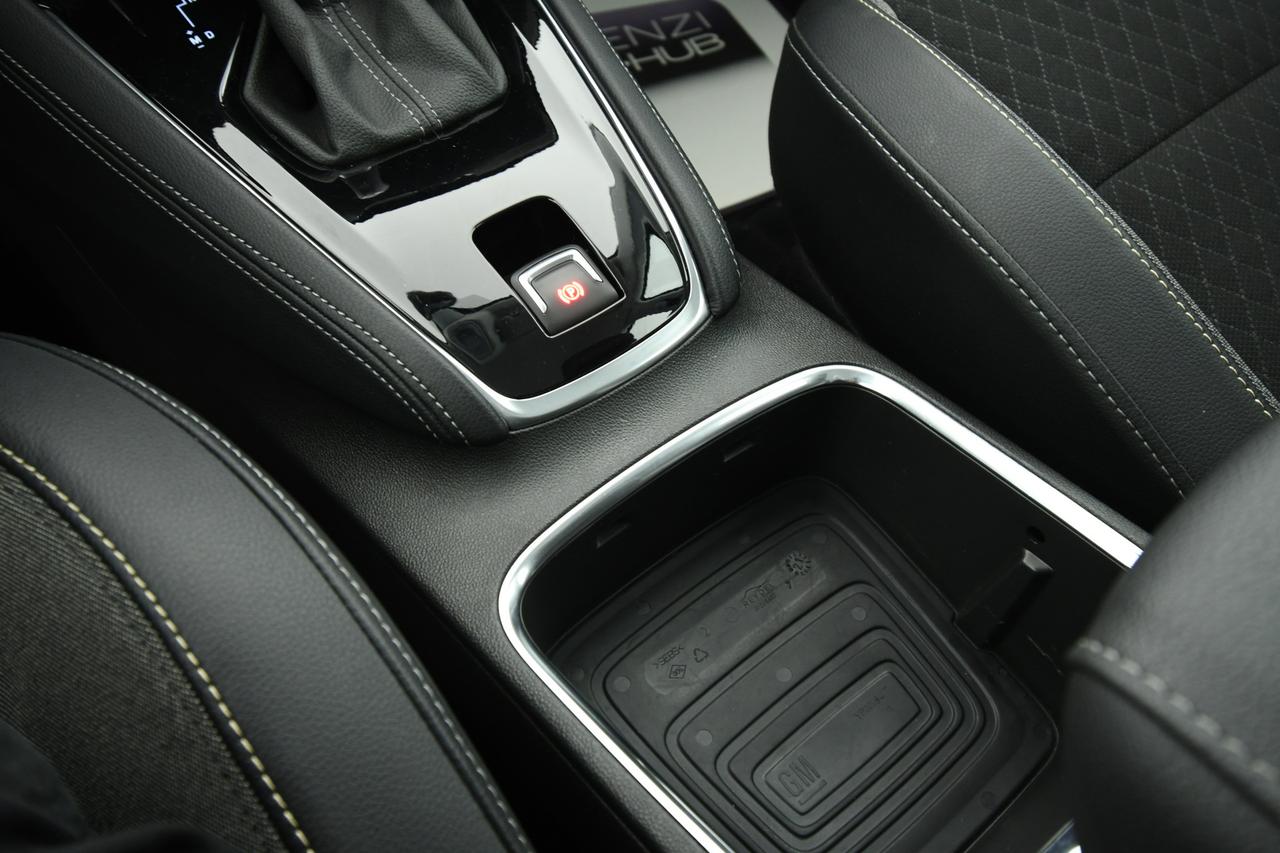 OPEL Grandland X 1.5 ecotec Elegance s&s 130cv at8 NEOPATENTATI+APP CONNECT