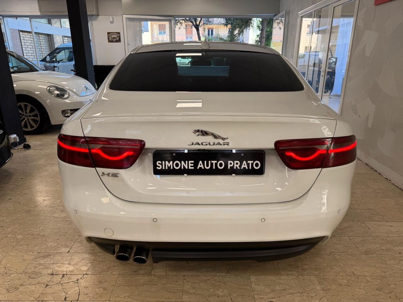 Jaguar XE 2.0 D Turbo 180CV Portfolio