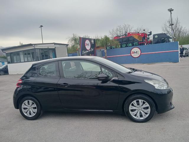 PEUGEOT 208 1.4 8V HDi 68CV 3p. Allure