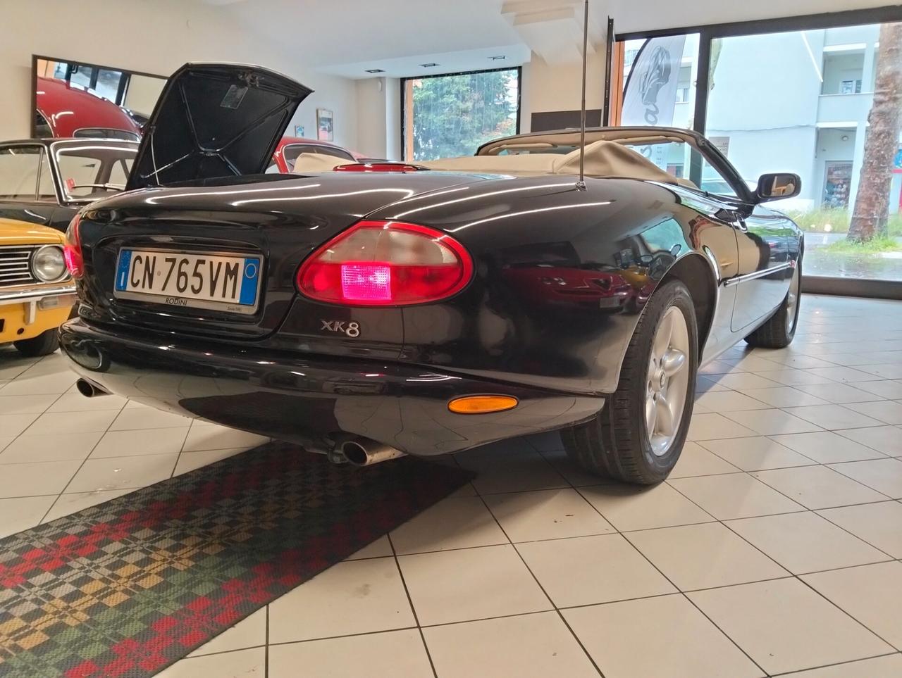 Jaguar XK8 Cabriolet