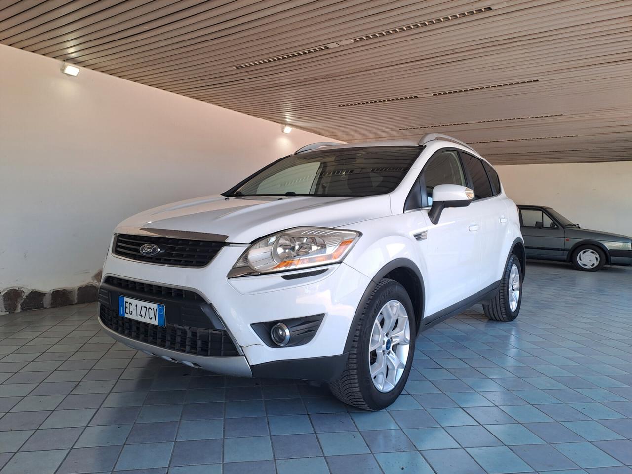 Ford Kuga 2.0 TDCi 140 CV 2WD Titanium DPF