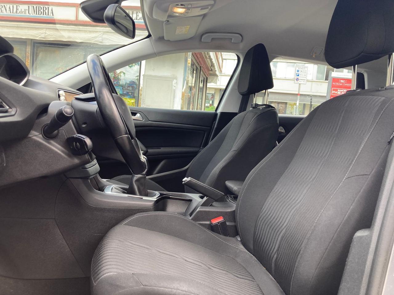 Peugeot 308 SW 1.6 Blue HDI 100 #7526