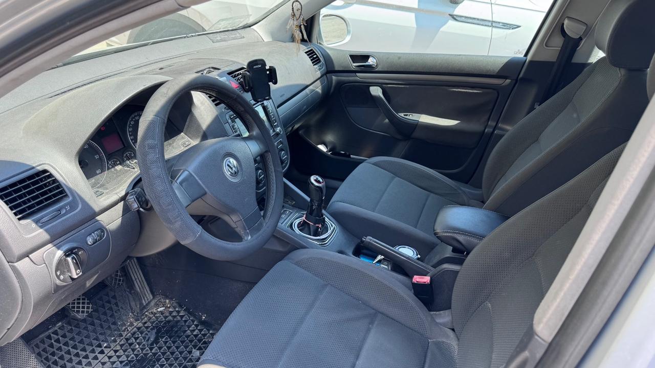 Volkswagen Golf 1.9 TDI 5p. Comfortline