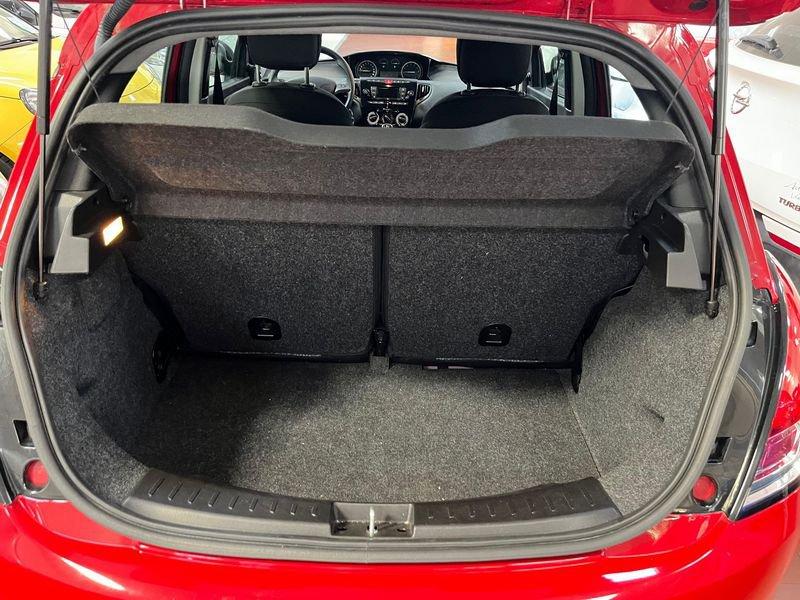 Lancia Ypsilon Ypsilon 1.0 FireFly 5 porte S&S Hybrid Silver