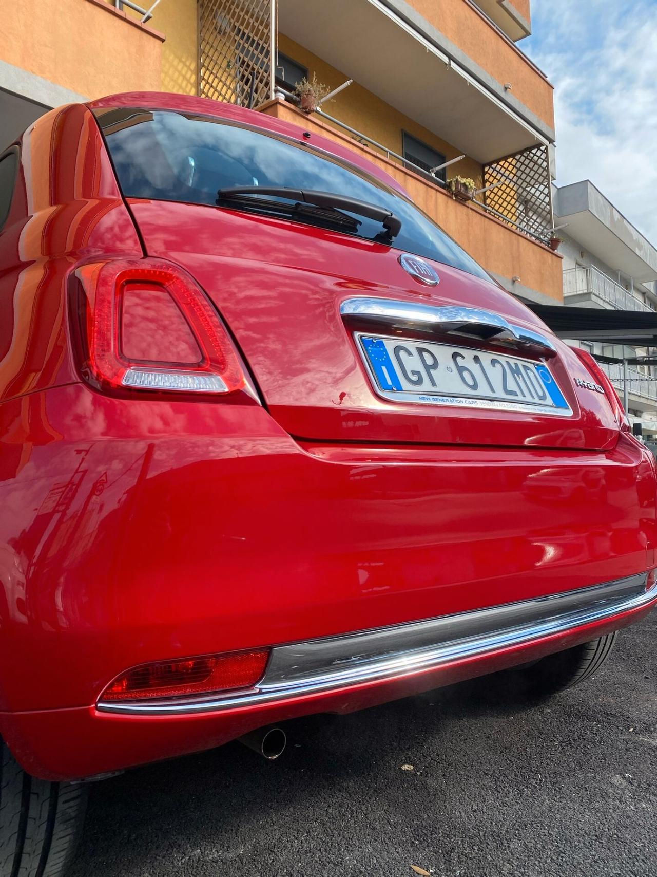 Fiat 500 1.0 Hybrid Red