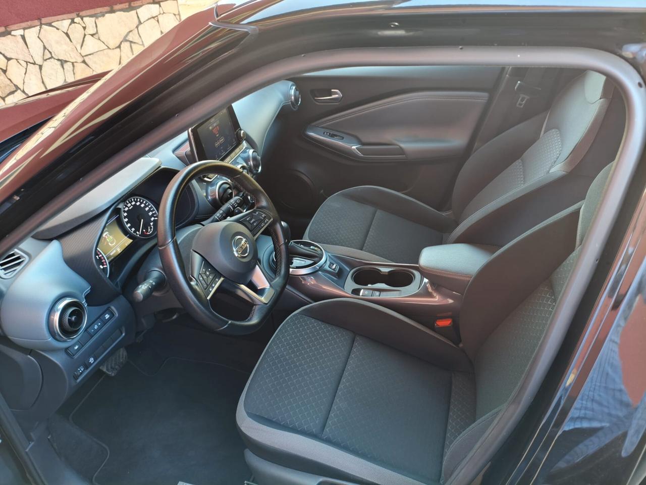 Nissan Juke 1.0 DIG-T 114 CV DCT N-Connecta