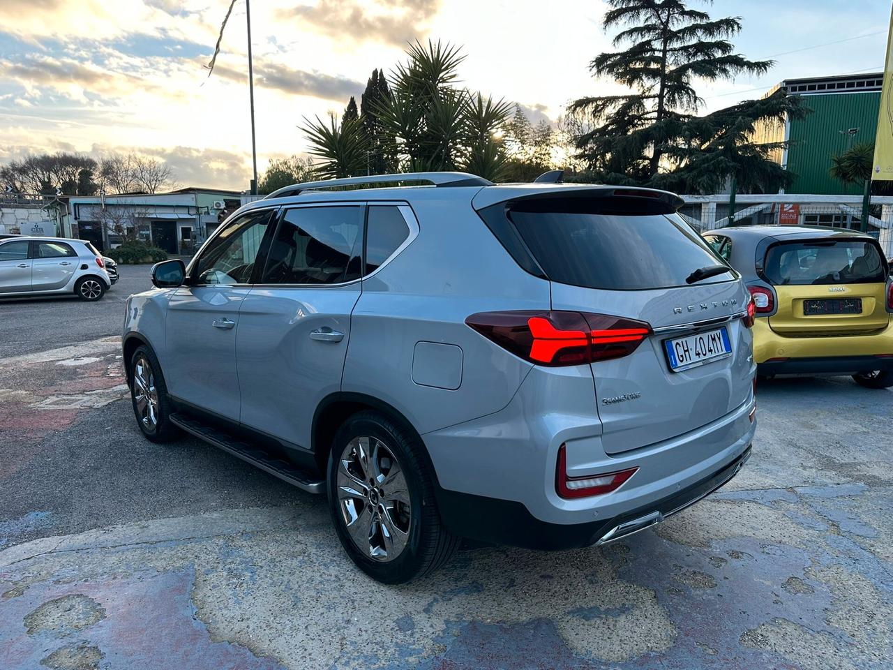 Ssangyong REXTON 2.2 4WD Dream 8 A/T