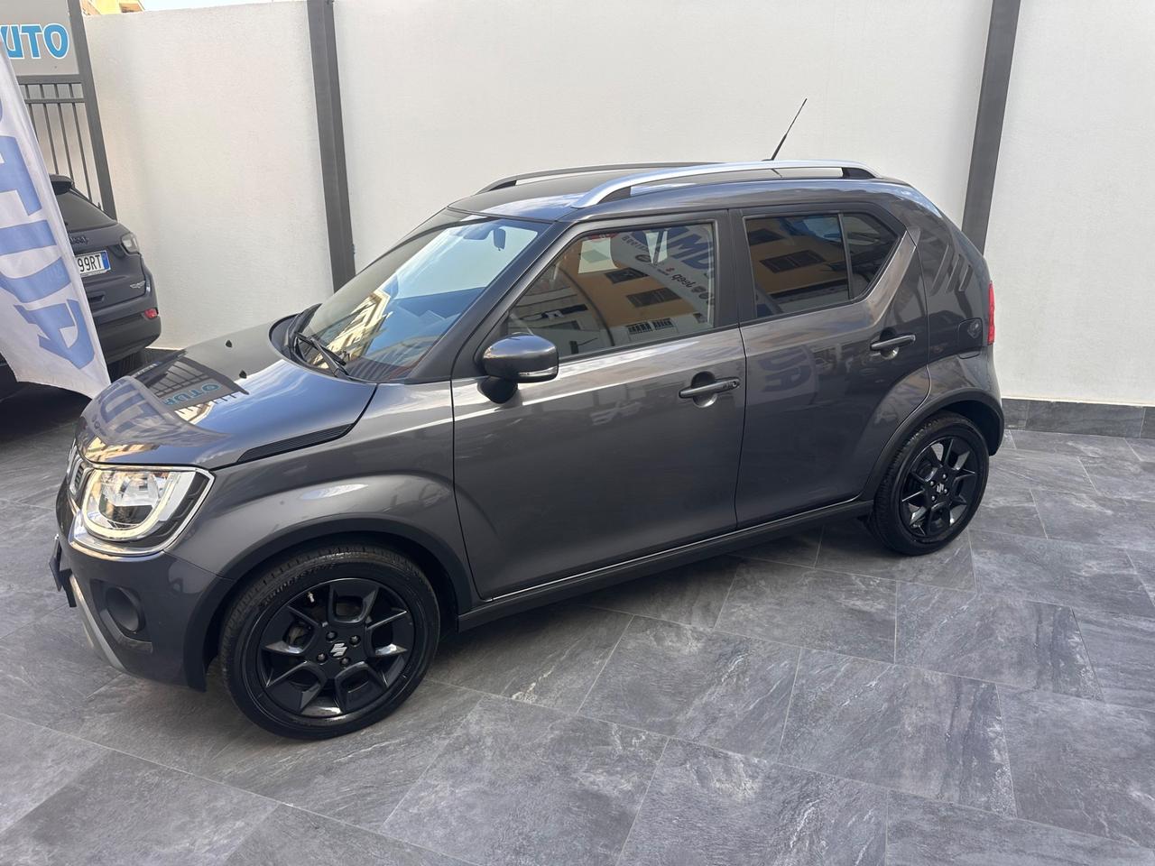 Suzuki Ignis 1.2 Hybrid Top