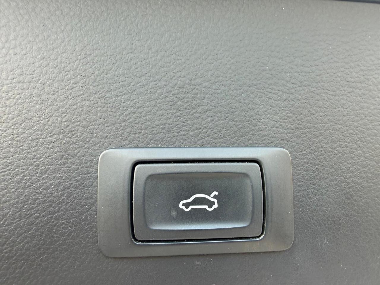 Audi A6 AVANT SLINE PLUS