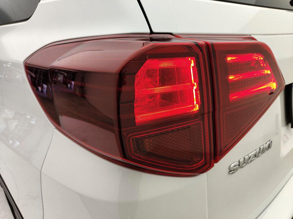 Suzuki Vitara (2015) - Vitara 1.4 Hybrid Cool