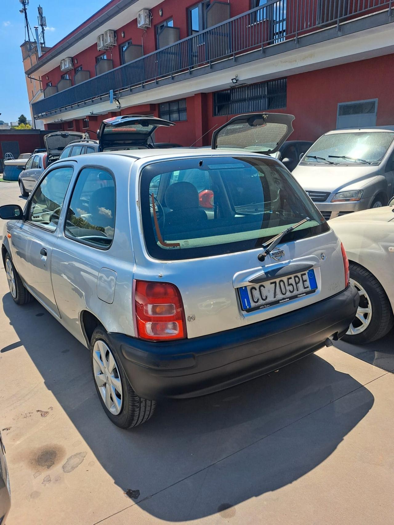 Nissan Micra 1.0i 16V cat 3 porte Luxury